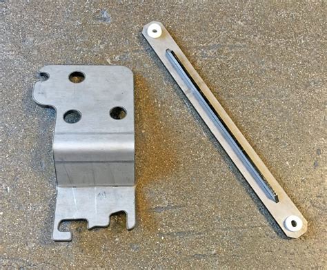 Borg Warner BW4406 is full-time, chain drive is supplied in both <b>manual</b> and <b>electric</b> versions of the gearbox. . Bw1356 electric to manual transfer case conversion brackets